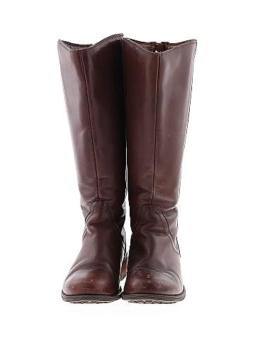Ugg Boots (view 2)
