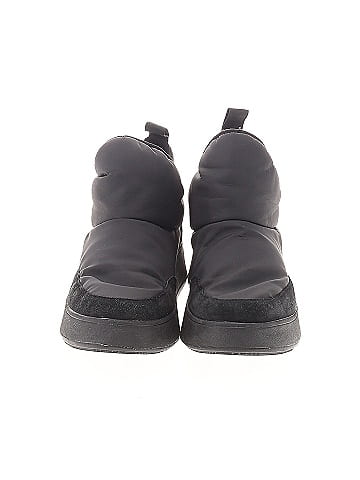 FitFlop Ankle Boots (view 2)