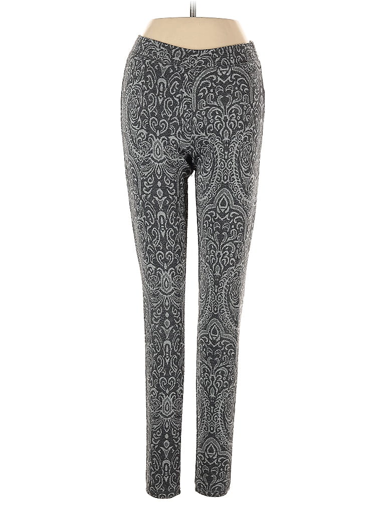 Click to view more detailed imagery on our partner's website Pre-owned Abercrombie & Fitch Active Pants In Gray