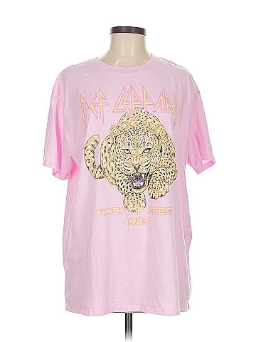 Def Leppard Short Sleeve T-Shirt (view 1)