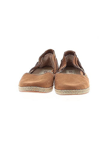 Ugg Flats (view 2)