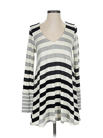 Puella 3/4 Sleeve T-Shirt (view 1)