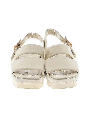Vince. Sandals (view 2)