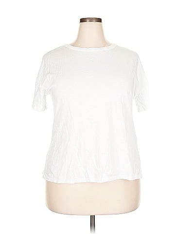 24/7 Maurices Short Sleeve T-Shirt (view 1)