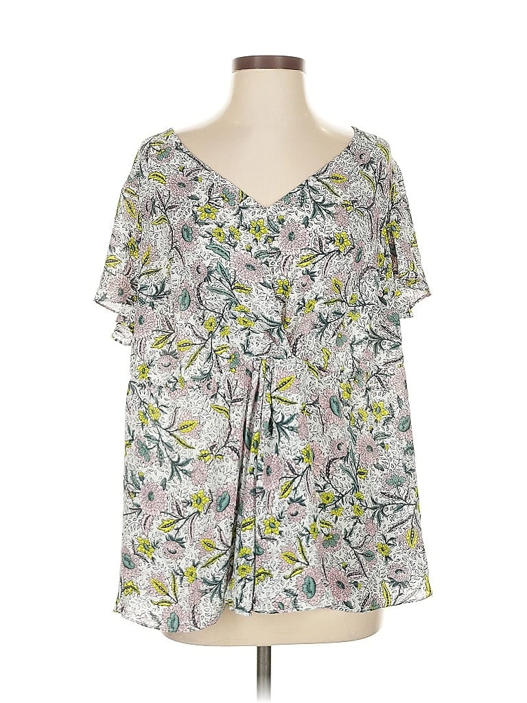 Pre-owned Torrid Short Sleeve Blouse In Gray