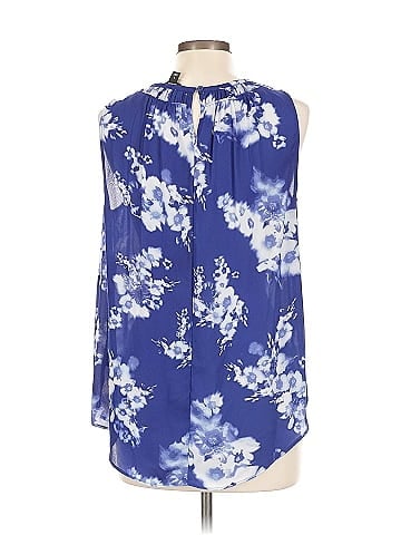 Simply Vera Vera Wang Sleeveless T-Shirt (view 2)