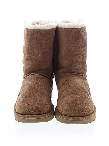 Ugg Boots (view 2)