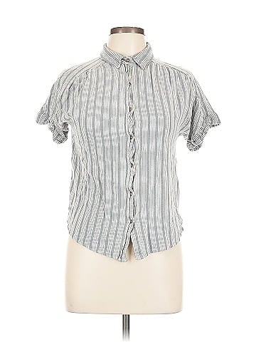 Universal Thread Short Sleeve Button-Down Shirt (view 1)