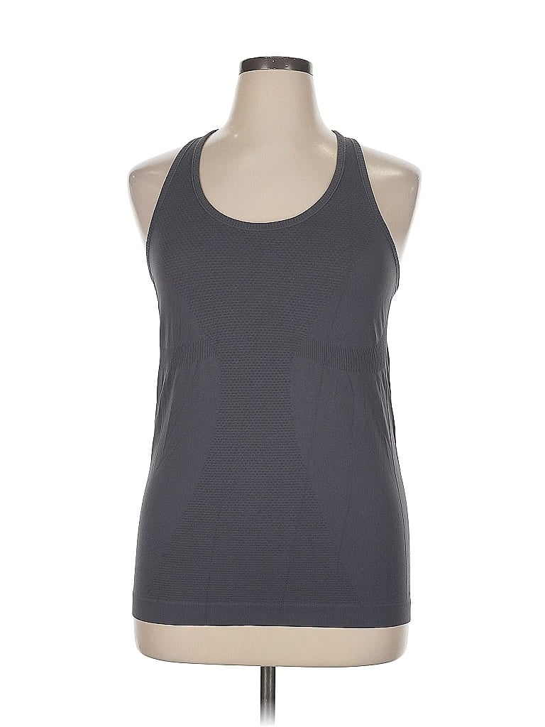 Pre-owned Peach Active Tank Top In Gray