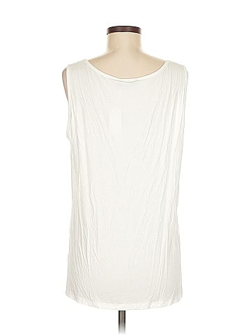 BLOOMCHIC Sleeveless T-Shirt (view 2)
