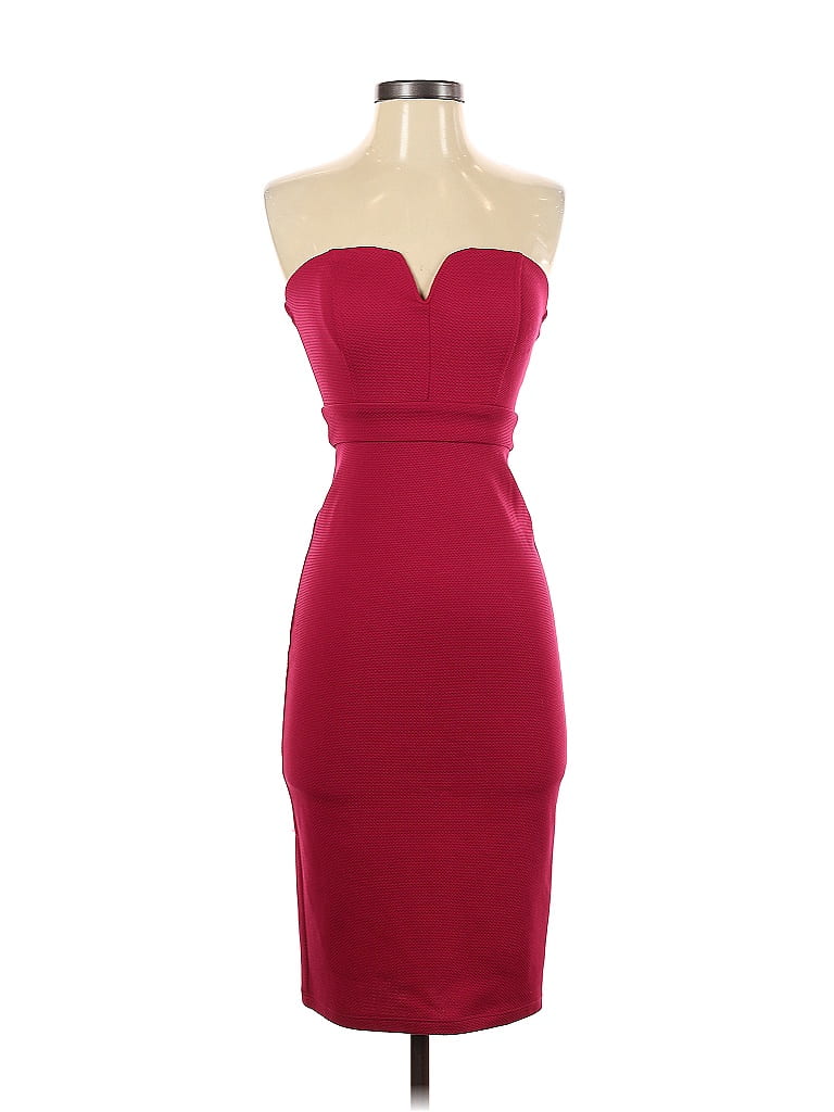 Click to view more detailed imagery on our partner's website Pre-owned Speechless Cocktail Dress In Burgundy