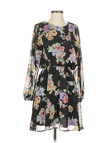 WAYF Casual Dress (view 1)
