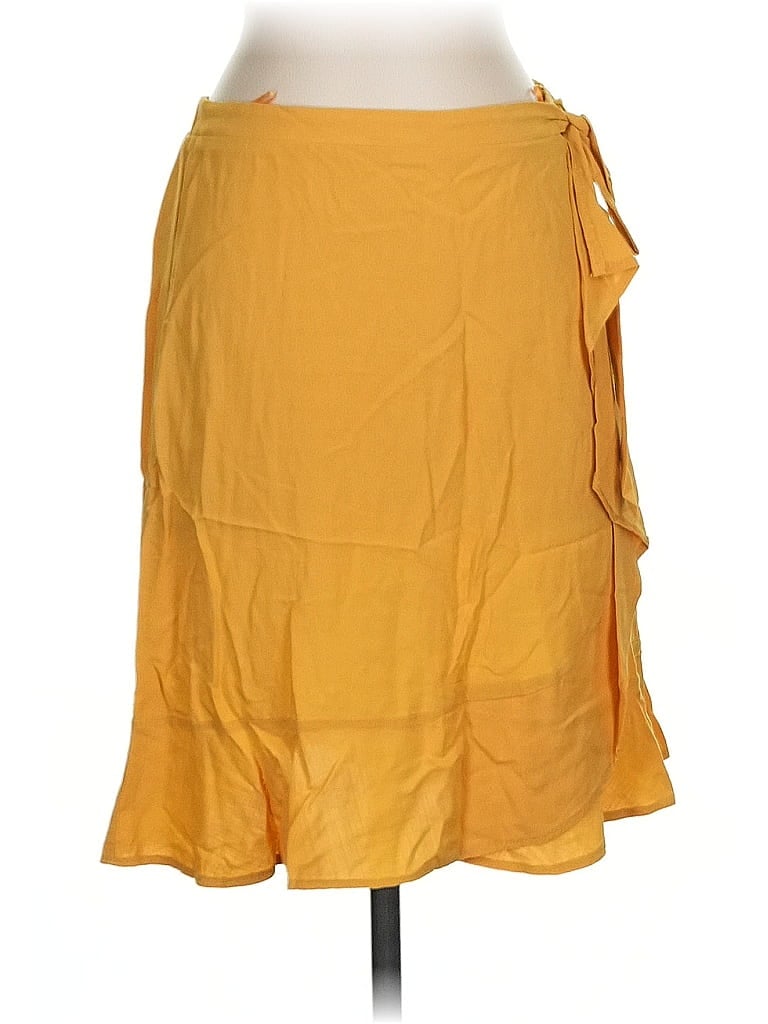 Click to view more detailed imagery on our partner's website Pre-owned New Look Casual Skirt In Yellow