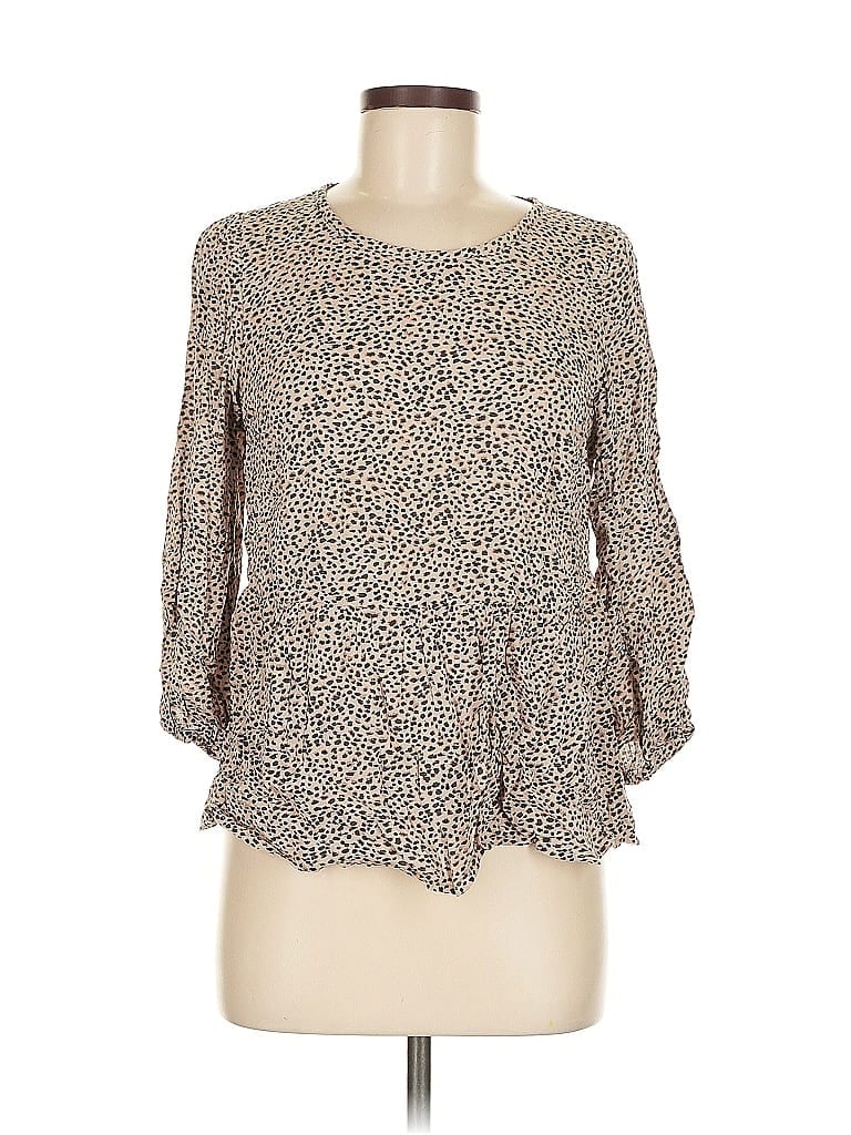 Click to view more detailed imagery on our partner's website Pre-owned Abercrombie & Fitch 3/4 Sleeve Blouse In Brown