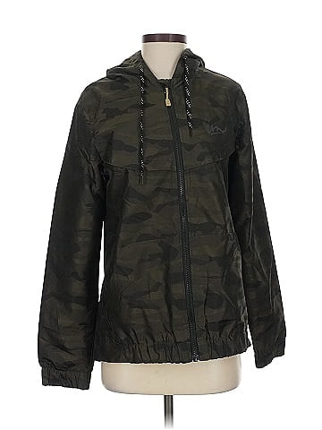 im Windbreaker (view 1)
