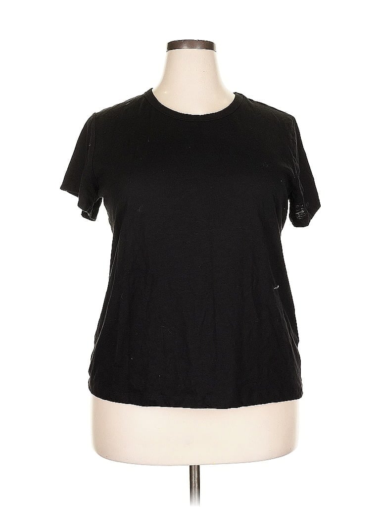 Pre-owned Time And Tru Short Sleeve T-shirt In Black