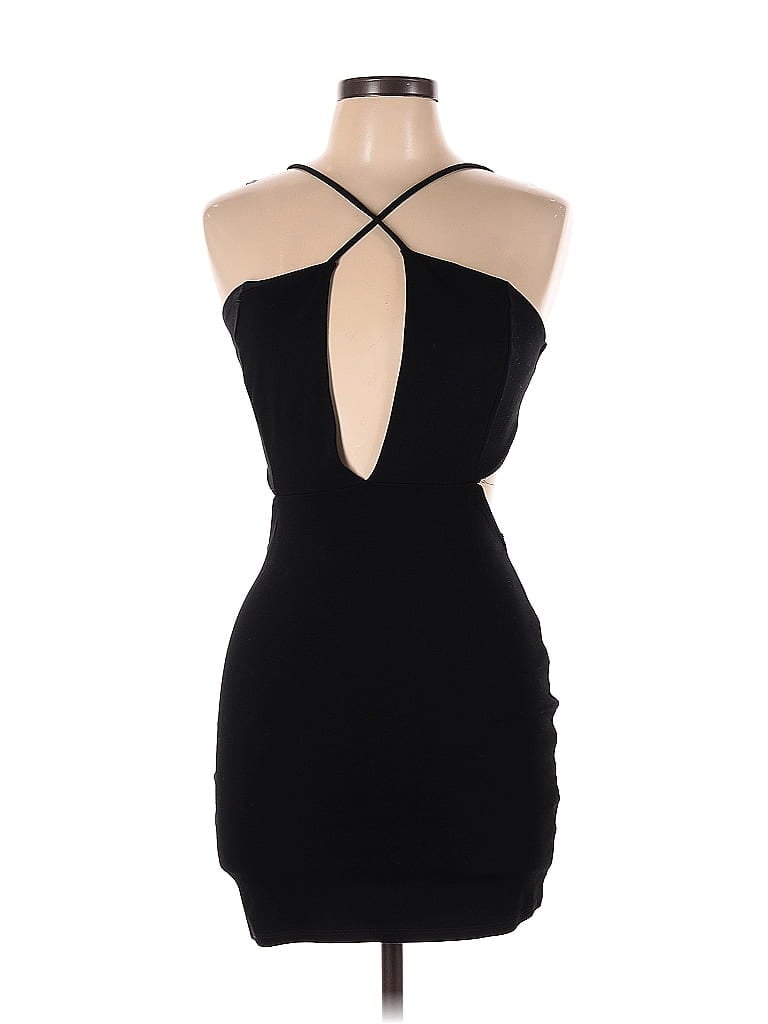Click to view more detailed imagery on our partner's website Pre-owned Forever 21 Cocktail Dress In Black