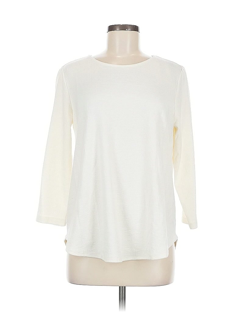 Click to view more detailed imagery on our partner's website Pre-owned Van Heusen 3/4 Sleeve T-shirt In White