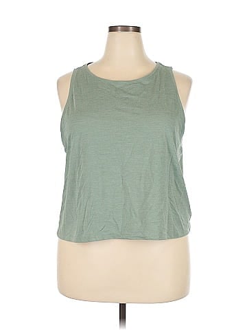 Gap Fit Sleeveless T-Shirt (view 1)