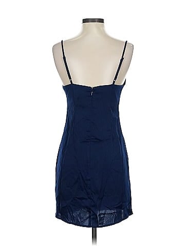 Urban Outfitters Casual Dress (view 2)