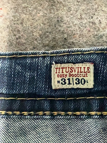 Mek Denim USA Hearts Blue Jeans Size 31 waist