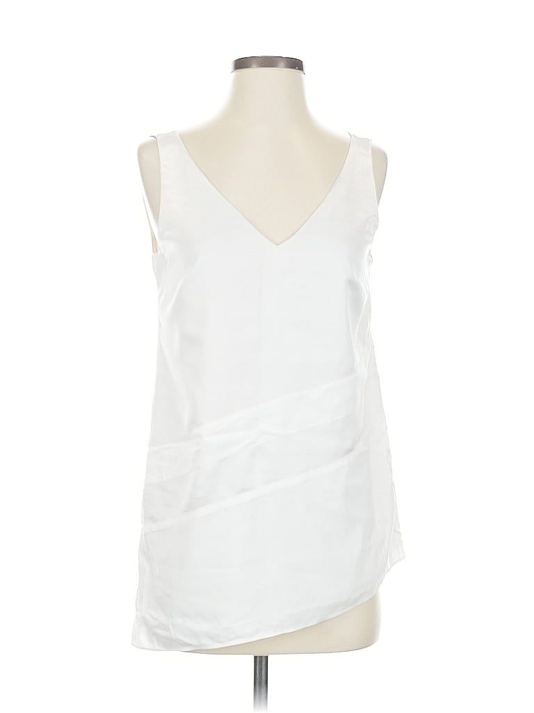Click to view more detailed imagery on our partner's website Pre-owned Banana Republic Sleeveless Blouse In White