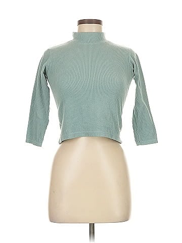 Uniqlo Turtleneck Sweater (view 1)