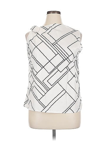 Unbranded Sleeveless Blouse (view 1)