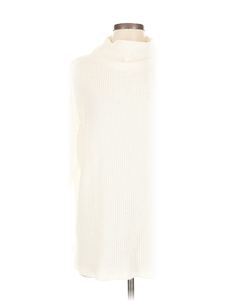 Click to view more detailed imagery on our partner's website Pre-owned Sadie & Sage Turtleneck Sweater In White