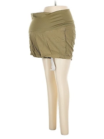 Old Navy - Maternity Khaki Shorts (view 1)