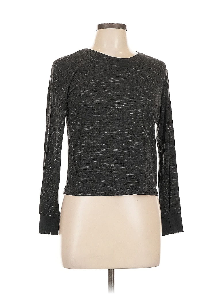 Click to view more detailed imagery on our partner's website Pre-owned Zella 3/4 Sleeve T-shirt In Gray