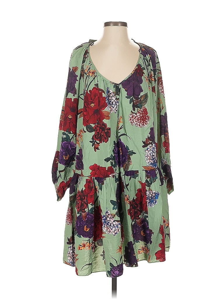 Click to view more detailed imagery on our partner's website Pre-owned H&m Casual Dress In Green