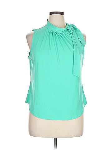 Liz Claiborne Career Sleeveless Blouse (view 1)