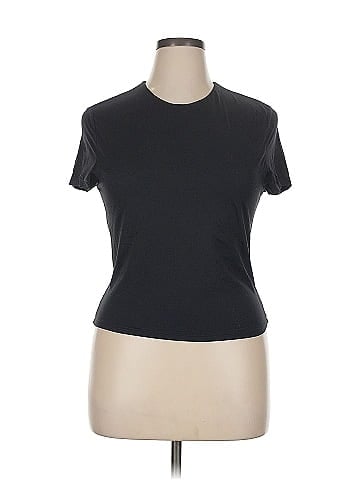 Abercrombie & Fitch Short Sleeve T-Shirt (view 1)