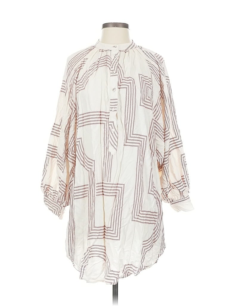 Click to view more detailed imagery on our partner's website Pre-owned H&m Casual Dress In White