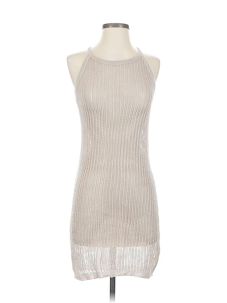 Click to view more detailed imagery on our partner's website Pre-owned Tahari Cocktail Dress In Silver