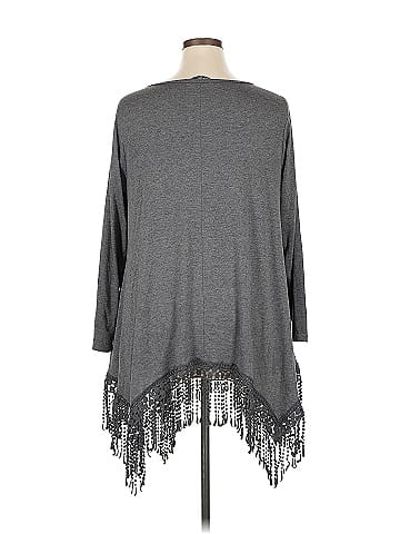 BLOOMCHIC 3/4 Sleeve Top (view 2)