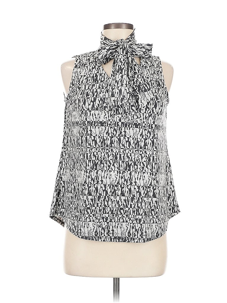 Click to view more detailed imagery on our partner's website Pre-owned Robert Louis Sleeveless Blouse In Black