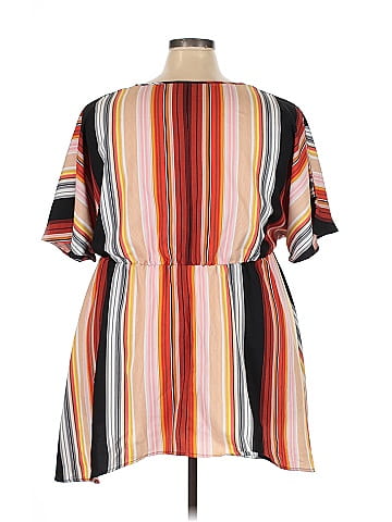 BLOOMCHIC Short Sleeve Blouse (view 2)