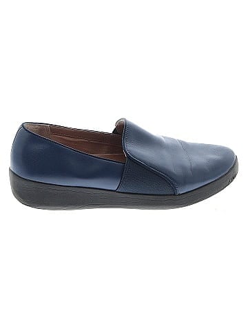 FitFlop Flats (view 1)