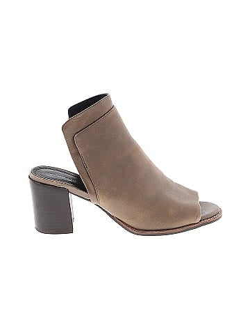 Kenneth Cole New York Heels (view 1)