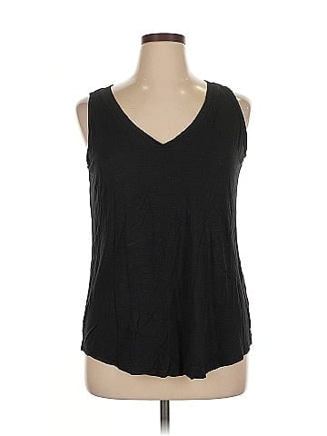 24/7 Maurices Sleeveless Top (view 1)
