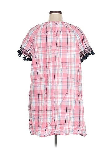 Crown & Ivy Casual Dress (view 2)