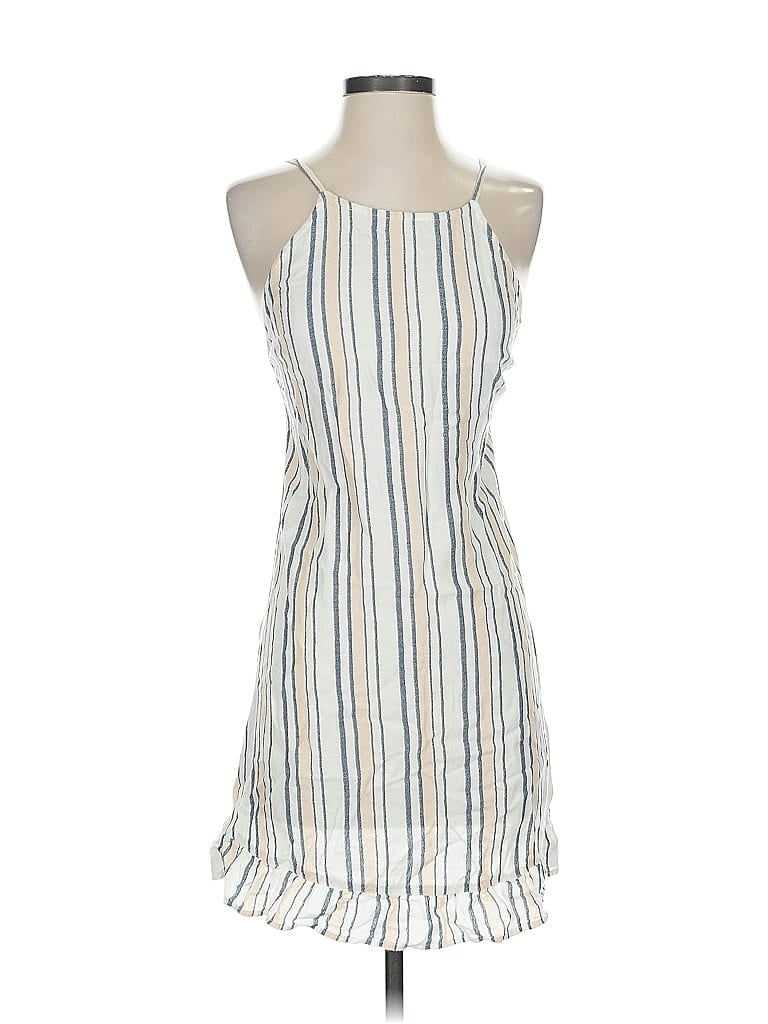 Pre-owned Roxy Casual Dress In White