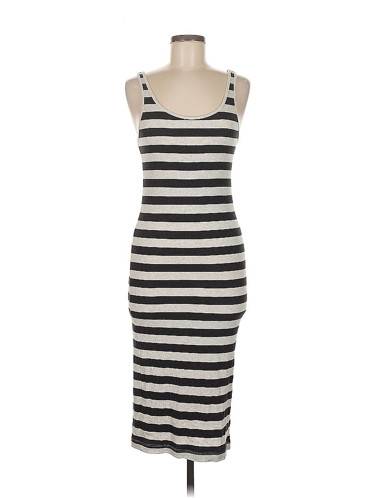 Pre-owned Divided By H&m Casual Dress In White