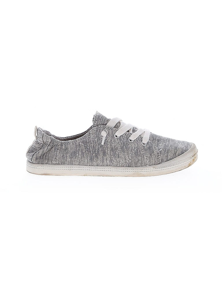 Pre-owned Maurices Sneakers In Gray