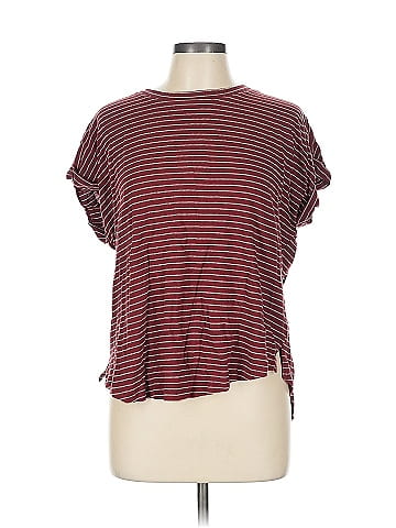 24/7 Maurices Short Sleeve Top (view 1)
