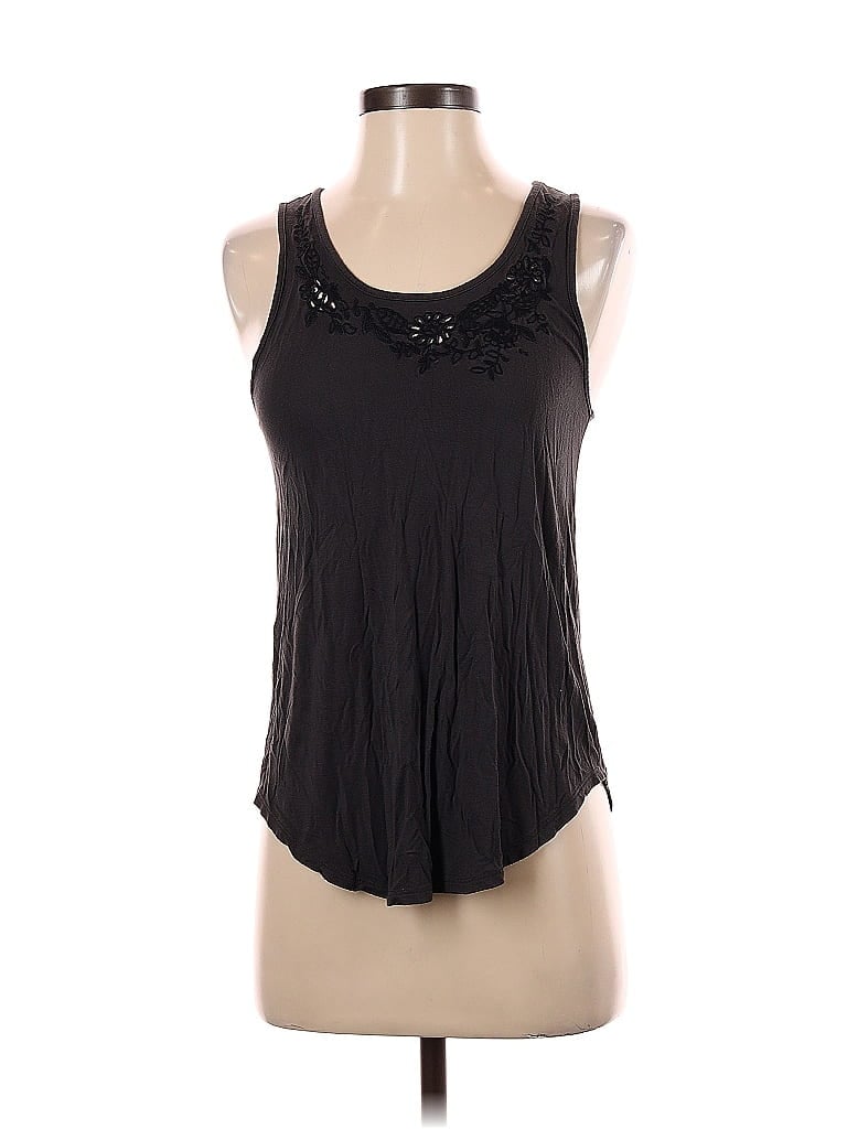 Click to view more detailed imagery on our partner's website Pre-owned American Eagle Outfitters Tank Top Black Halter Neckline Tops