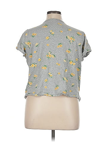 Old Navy Short Sleeve T-Shirt (view 2)