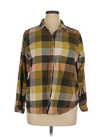 Sonoma Goods for Life 3/4 Sleeve Button-Down Shirt (view 1)